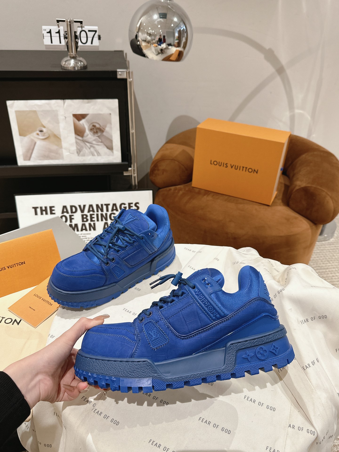 Louis Vuitton 胖版升级 全牛皮情侣装 LV 2023新款Trainer