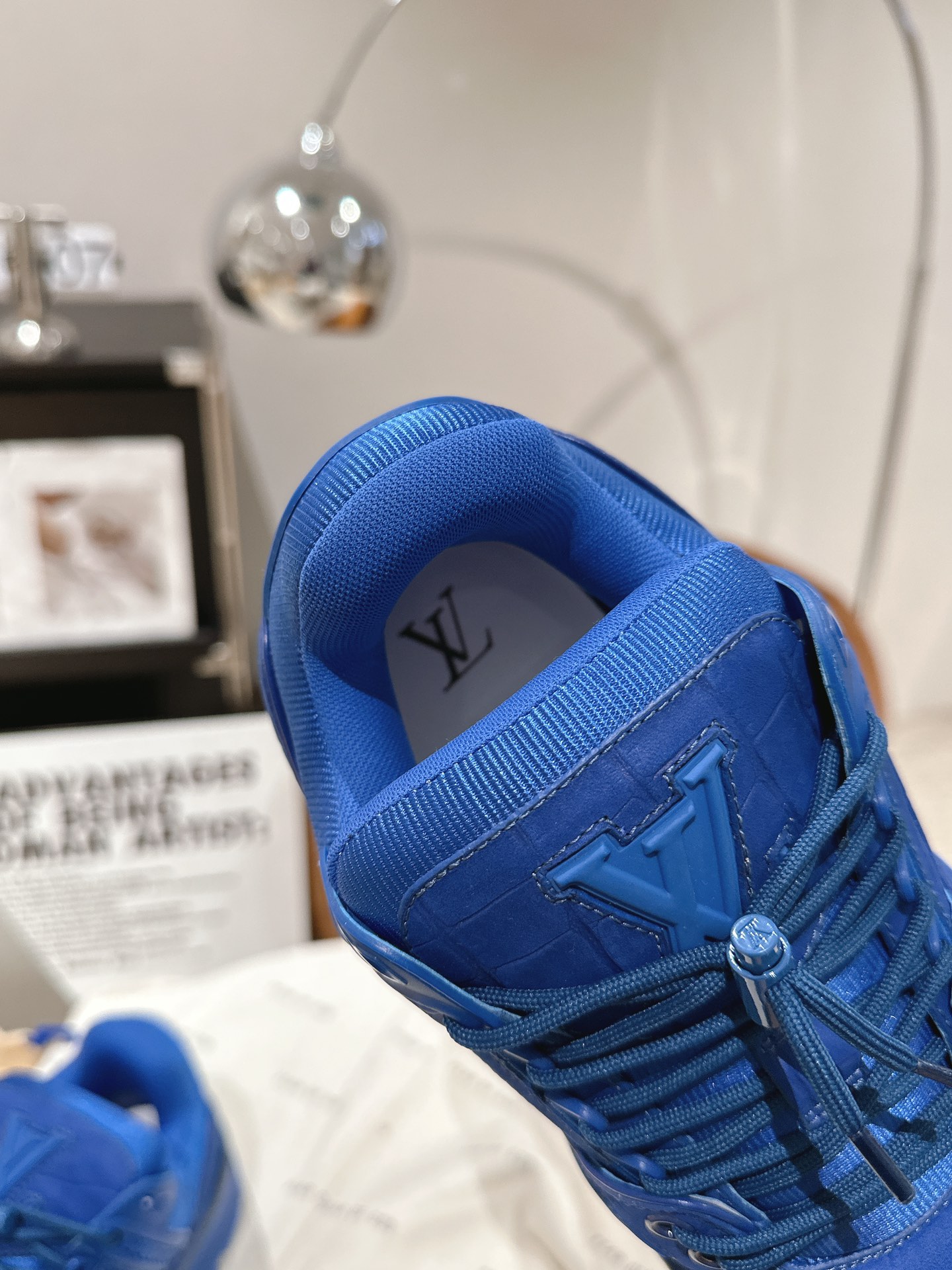 Louis Vuitton 胖版升级 全牛皮情侣装 LV 2023新款Trainer