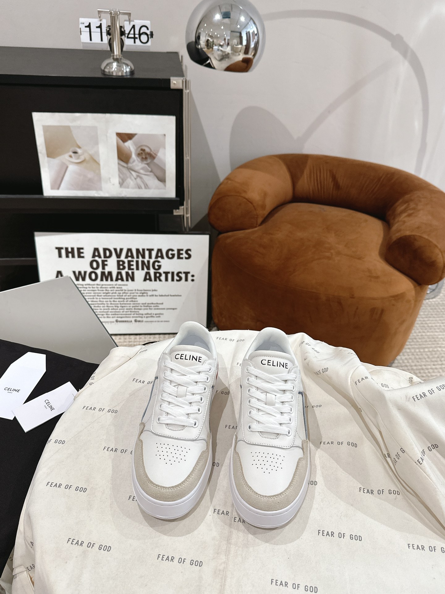 Celine 𝐂𝐄𝐋𝐈𝐍𝐄 思琳𝟐𝟎𝟐𝟑/𝐒𝐒新款情侣小白鞋
