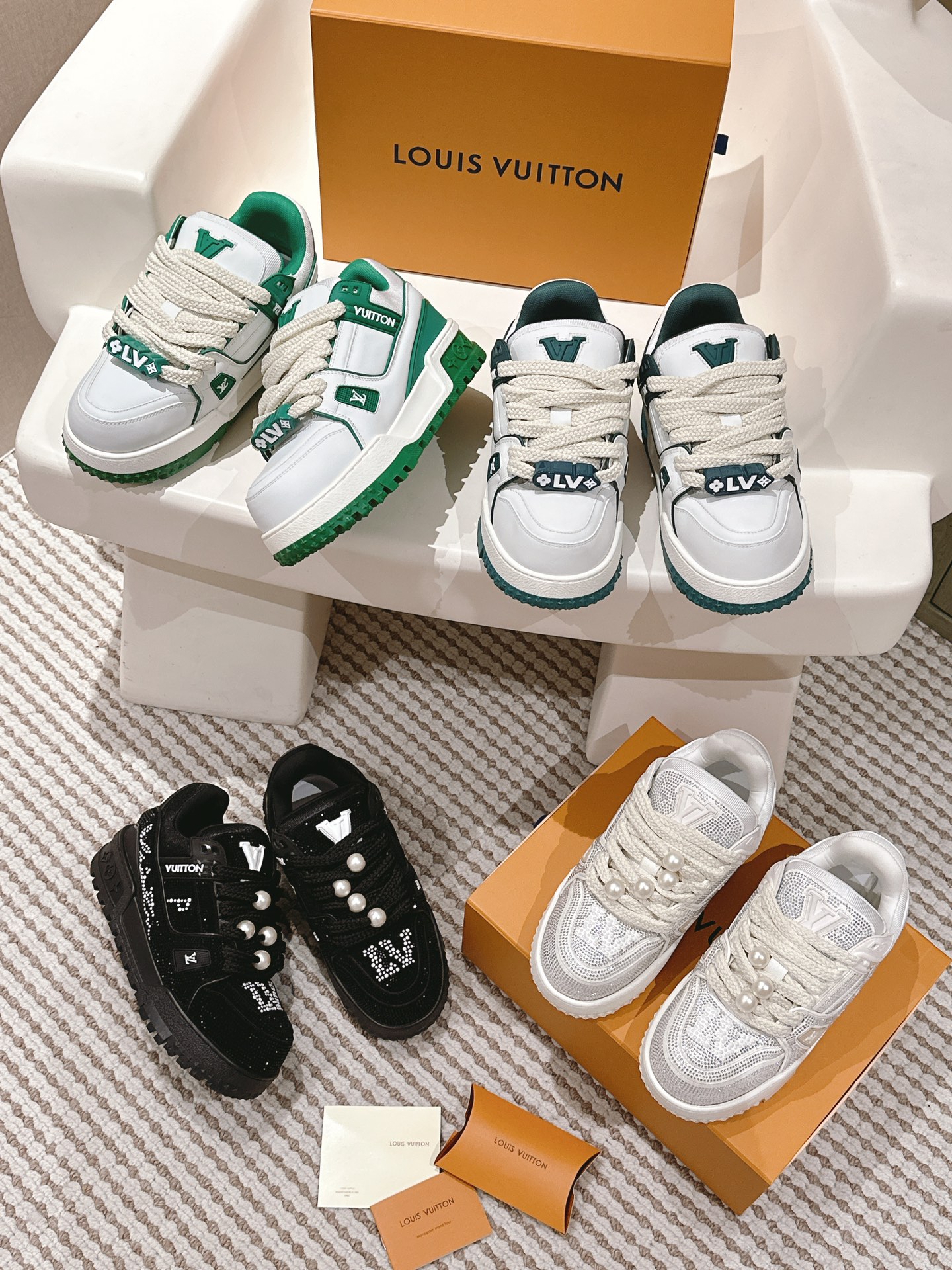 [Louis Vuitton Women