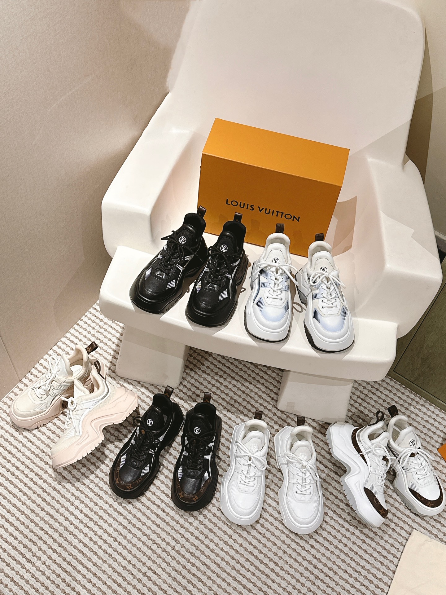 [Louis Vuitton Women