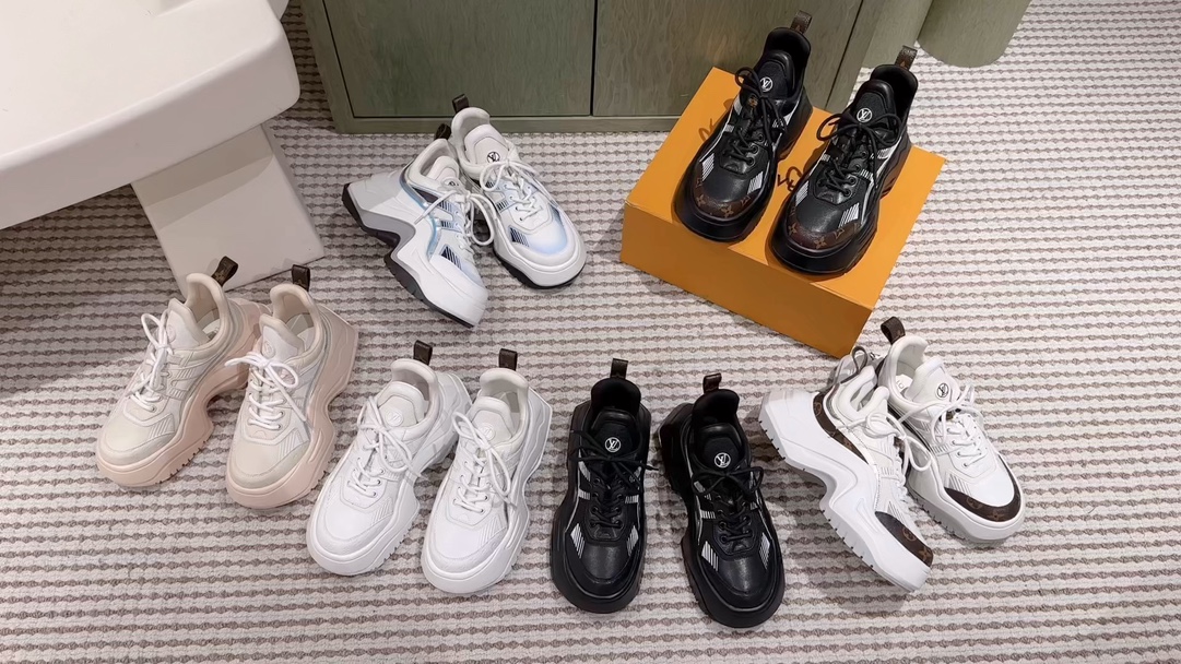 [Louis Vuitton Women
