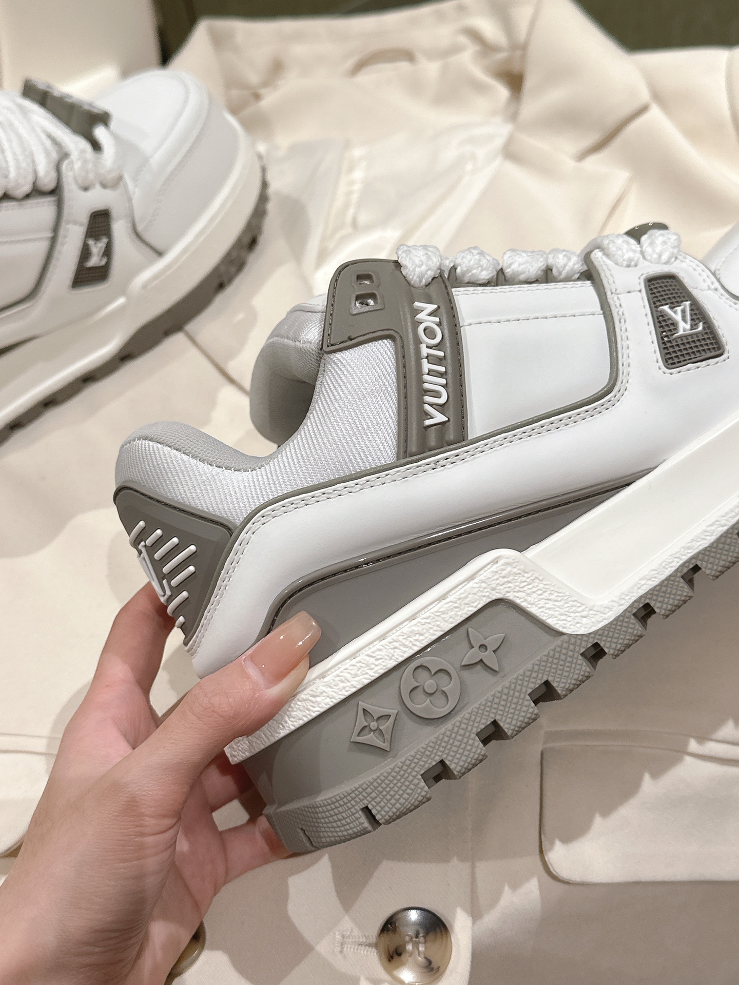 Louis Vuitton 胖版升级 | ²⁰²4 𝐬𝐬 路易威登新款Trainer 最新配色