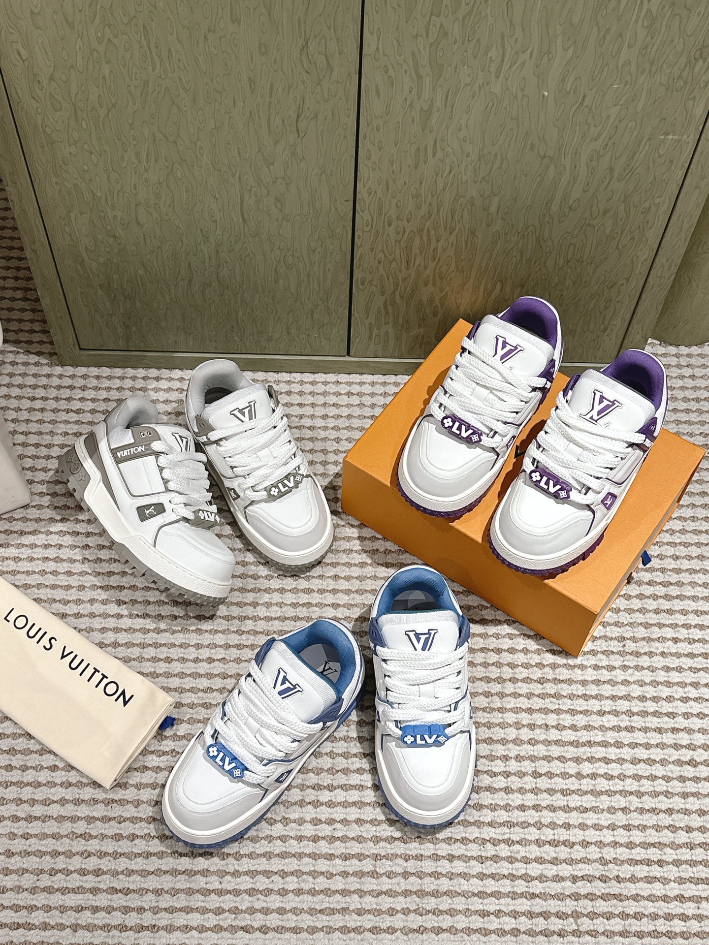 [Louis Vuitton Women