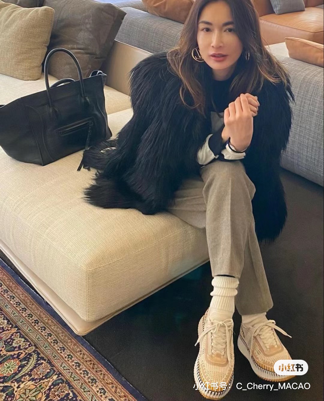 NO:255768,Liu Tao, Zhao Lusi, Wu Qianyu, Yao Chen, all the big stars are showing off, casual shoes/sports shoes, sneakers19860909刘涛,赵露思,吴千语,姚晨各路大咖明星纷纷上脚秀,休闲鞋/运动鞋,sneakers,Women's Shoes