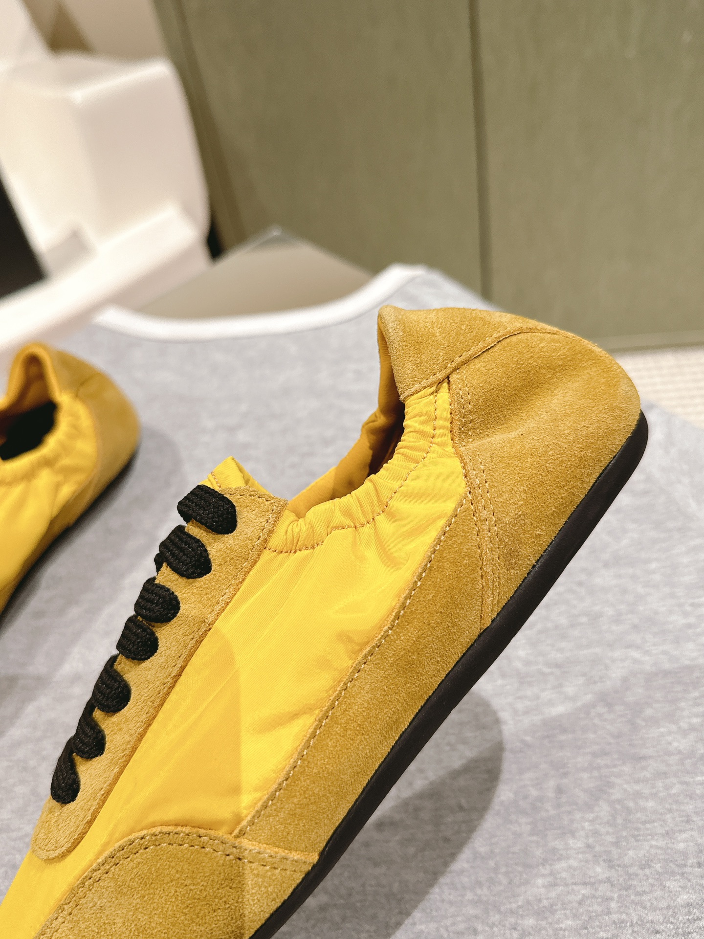 “Top Quality Oxen Shoes: Comfortable Exercise Footwear in Size 35-41 | 2025 Collection” - 图片 5