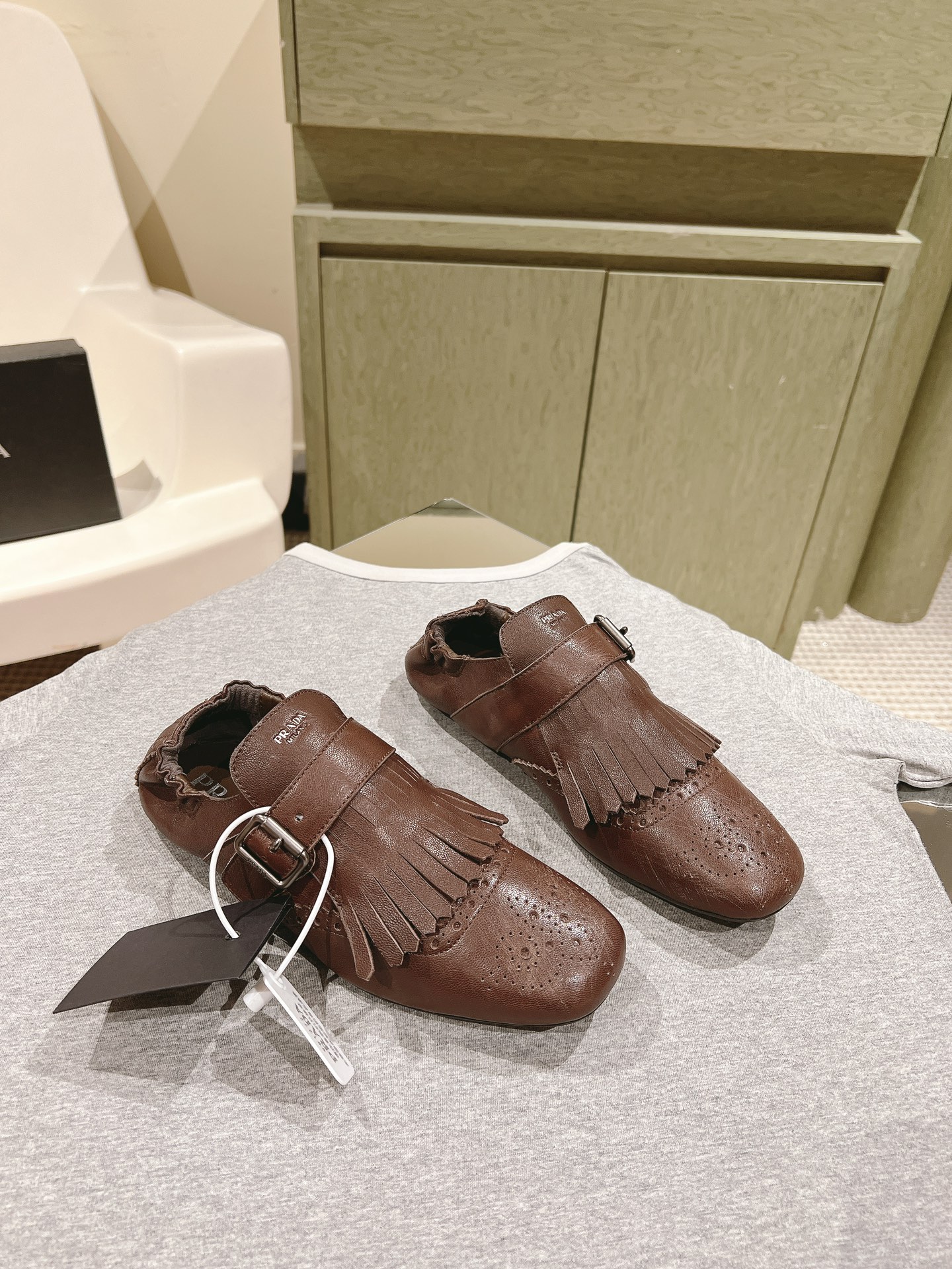 MiuMiu AAA+ Scarpe Pantofole Cuoio genuino Lavorazione a maglia Pelle di pecora Lana Collezione Primavera Fashion 4 i1734982107 4406 0
