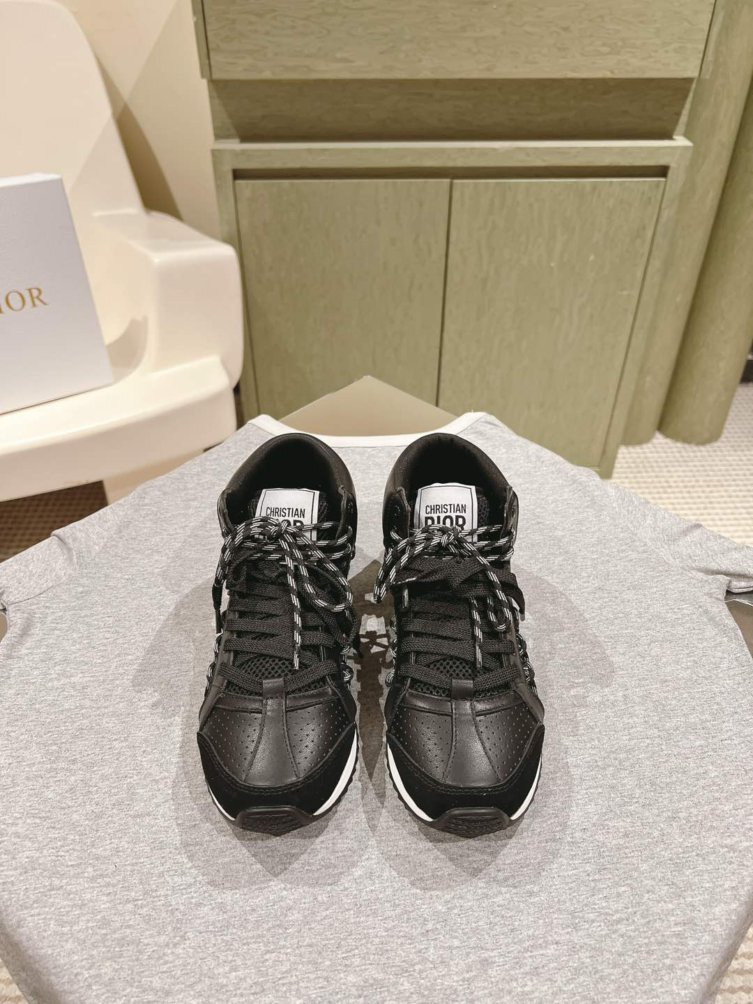 NO:164497,| 5 # Dior Chrono's new casual sneakers running. It's really cool, full of futuristic feeling! It's really cool!  Re-interpreting the concept of cool fashion in Dior, Lucky Star will bless you with good luck, the brand new EVA sole is super light and soft Size35-40, casual shoes/sports shoes, dior, dior, sneakers19860909| 5  # 迪奥 Dior Chrono新款休闲运动鞋跑 真的酷毙了,未来感十足!真的好飒！再次演绎了迪奥酷时尚的理念,幸运星为你加持好运,全新的EVA鞋底超轻超软 Size35-40,休闲鞋/运动鞋,dior,dior,sneakers,Women's Shoes