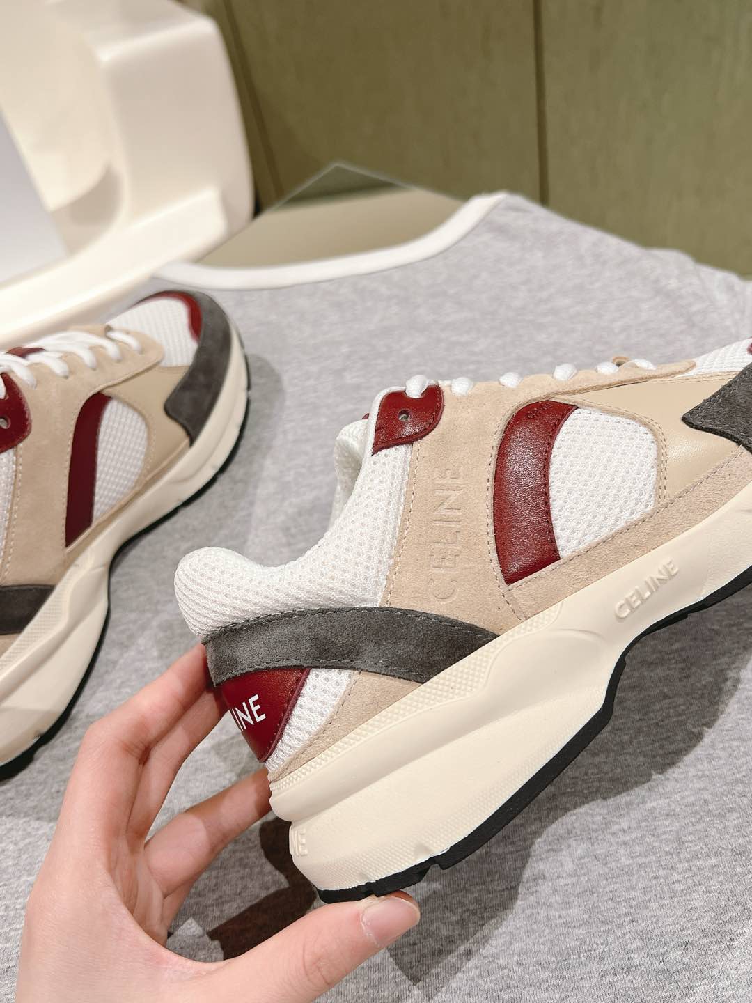 Celine 𝐂𝐄𝐋𝐈𝐍𝐄 思琳新款休闲运动鞋