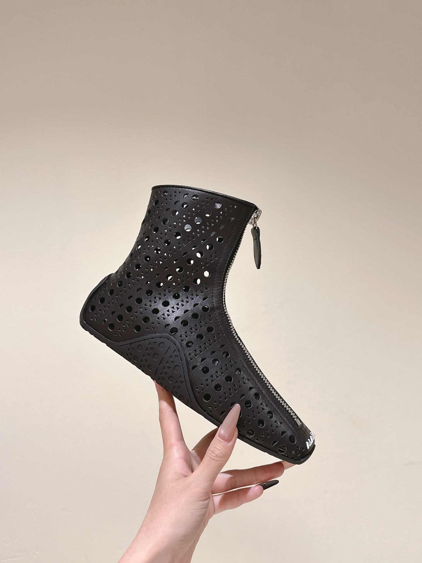 “Stylish Ballet Shoes Collection with Japanese Inspiration and Customization Options” - 图片 7