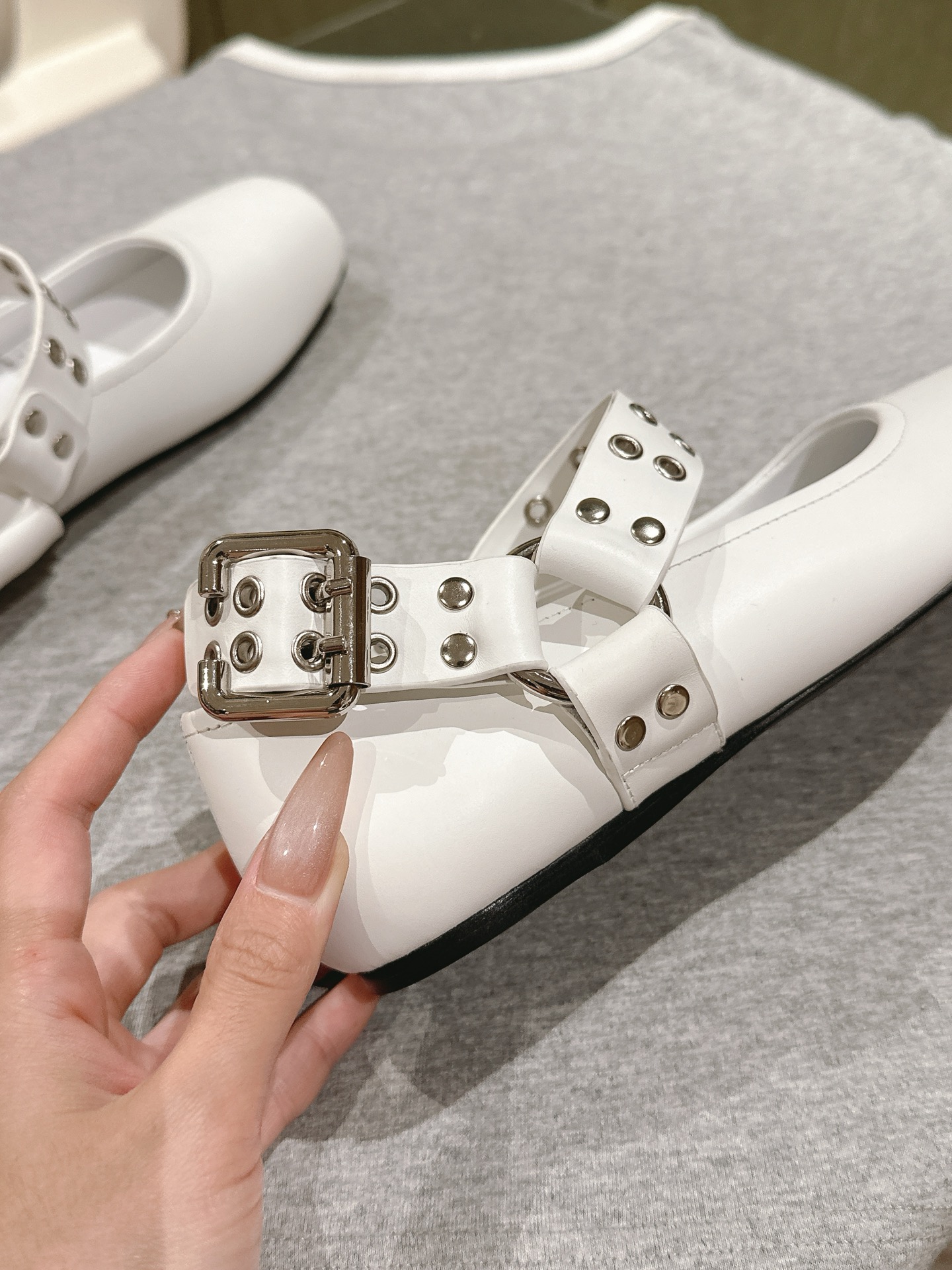 “Stylish Ballet Shoes Collection with Water Drills and Japanese Influence | 912 | 2025 ssAlaia” - 图片 5