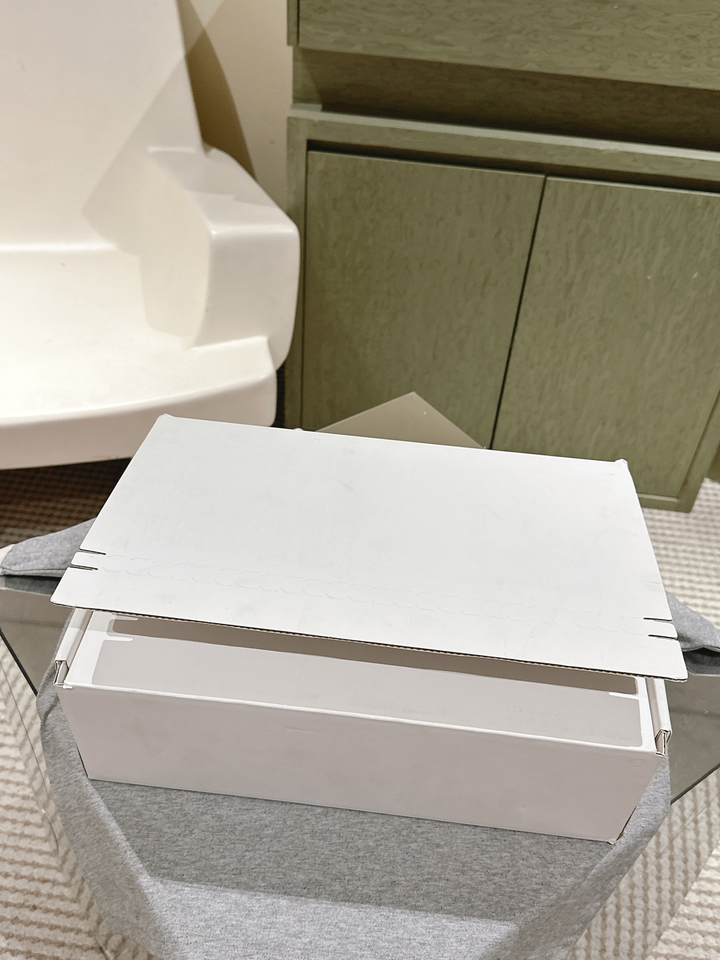 NO:165483,A full set of counter synchronous gift boxes at the purchasing level!  sandals sandals19860909代购级别全套专柜同步礼盒装！,凉鞋,sandals,Women's Shoes