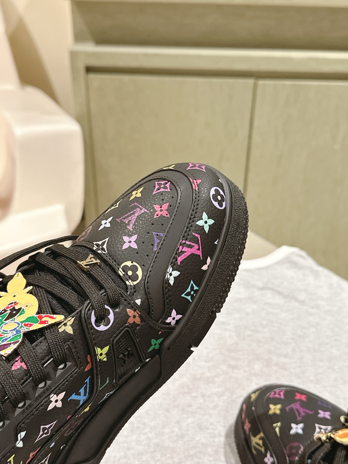 Louis Vuitton LV代购级板鞋新色 供应 驴家全系列 LVTrainer PVC 运动鞋