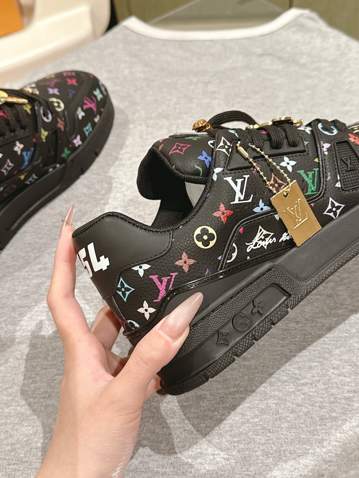 Louis Vuitton LV代购级板鞋新色 供应 驴家全系列 LVTrainer PVC 运动鞋