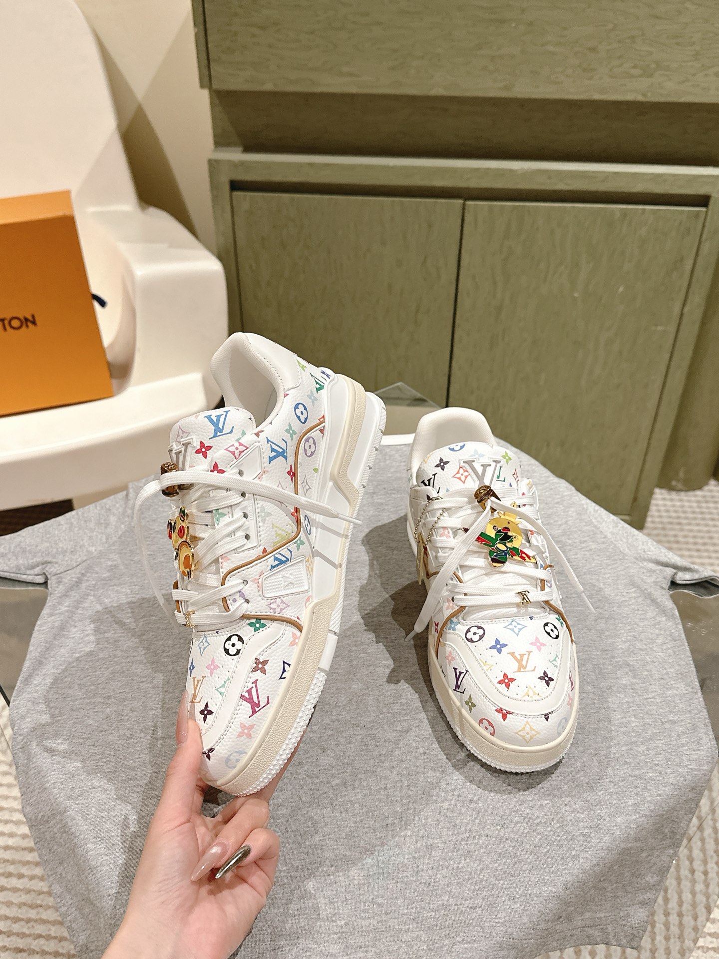 Louis Vuitton LV代购级板鞋新色 供应 驴家全系列 LVTrainer PVC 运动鞋
