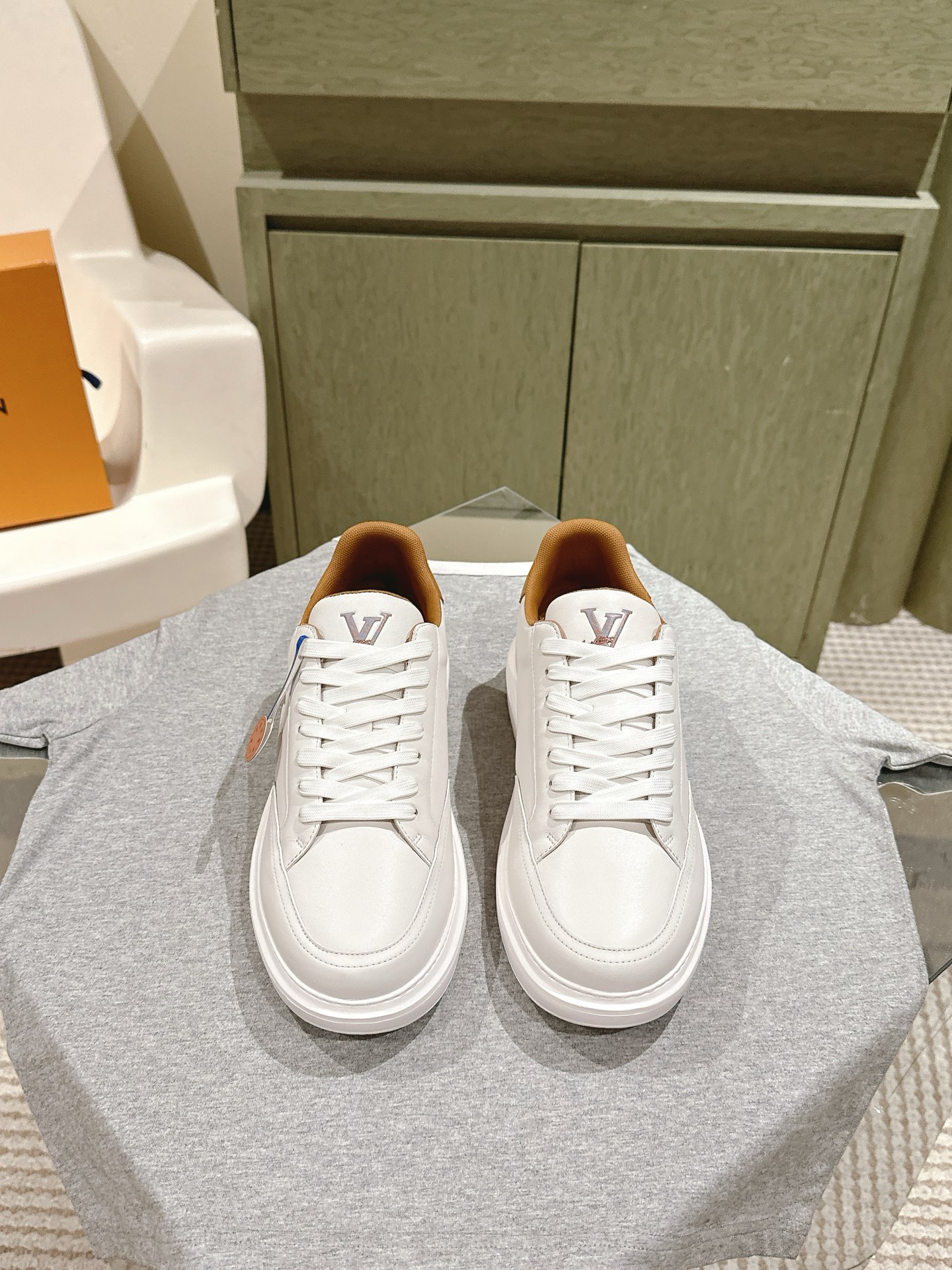 Louis Vuitton LV代购级板鞋新色 供应 驴家全系列 LVTrainer PVC 运动鞋