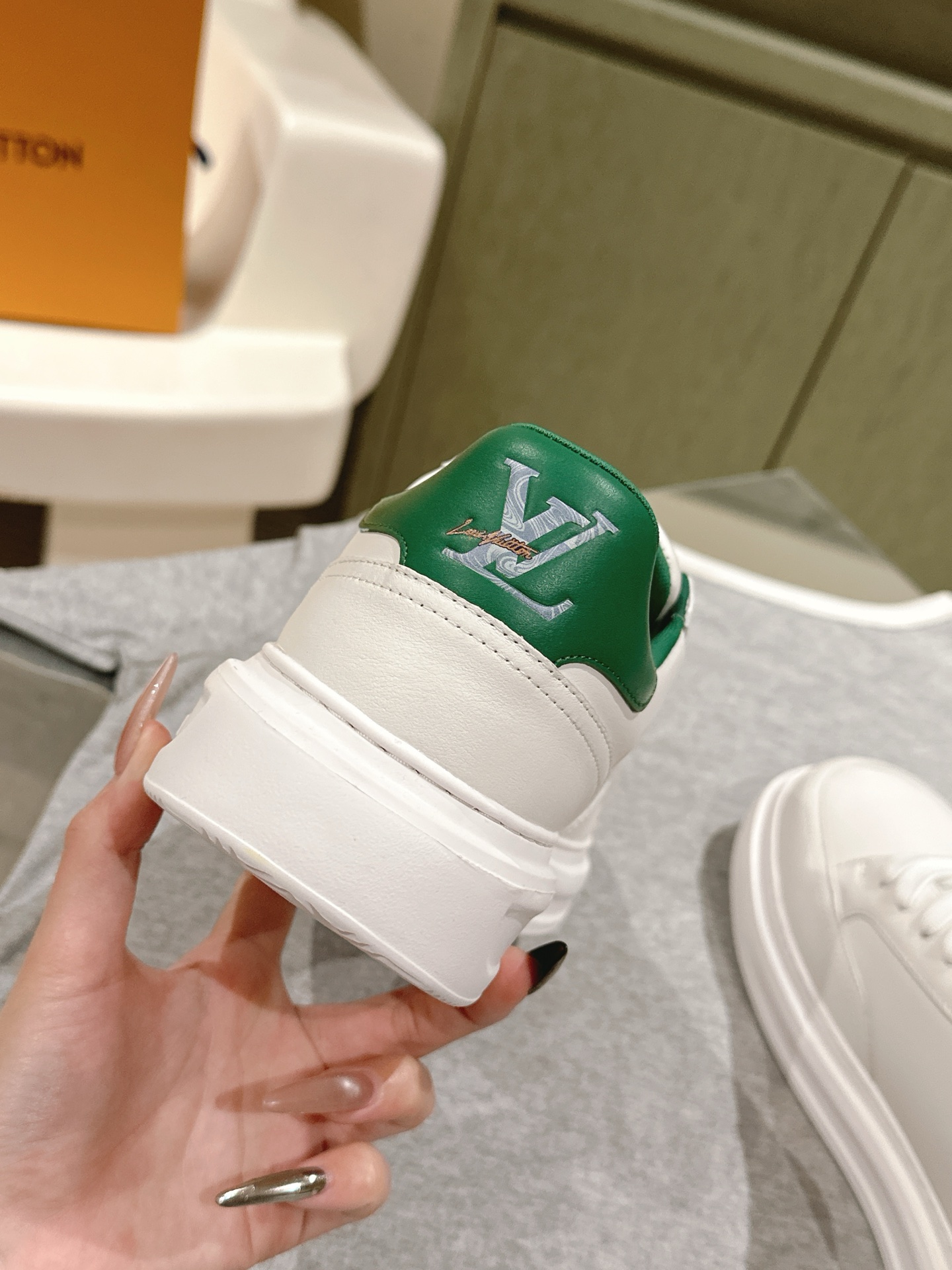 Louis Vuitton LV代购级板鞋新色 供应 驴家全系列 LVTrainer PVC 运动鞋