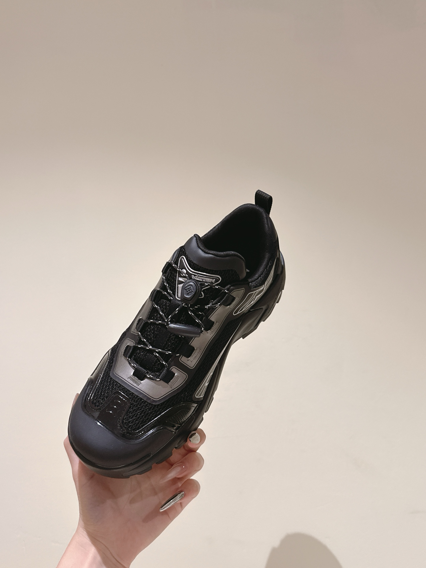 Louis Vuitton LV代购级板鞋新色 供应 驴家全系列 LVTrainer PVC 运动鞋