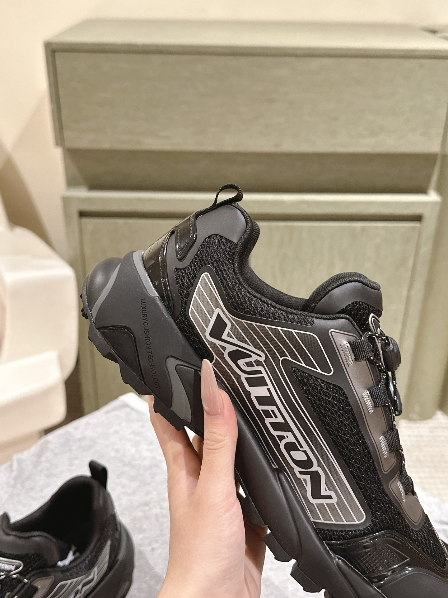 Louis Vuitton LV代购级板鞋新色 供应 驴家全系列 LVTrainer PVC 运动鞋