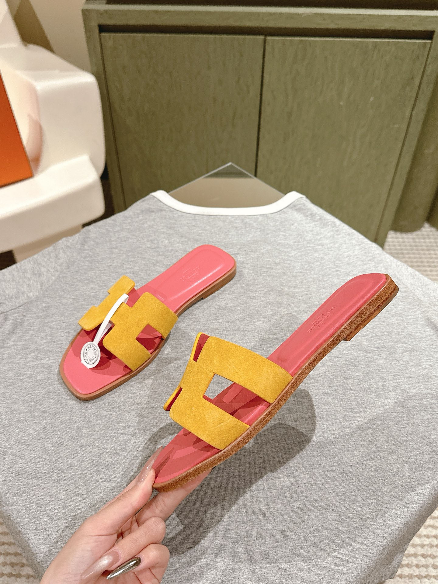Женские шлёпанцы H-образного дизайна, разноцветные Hermès