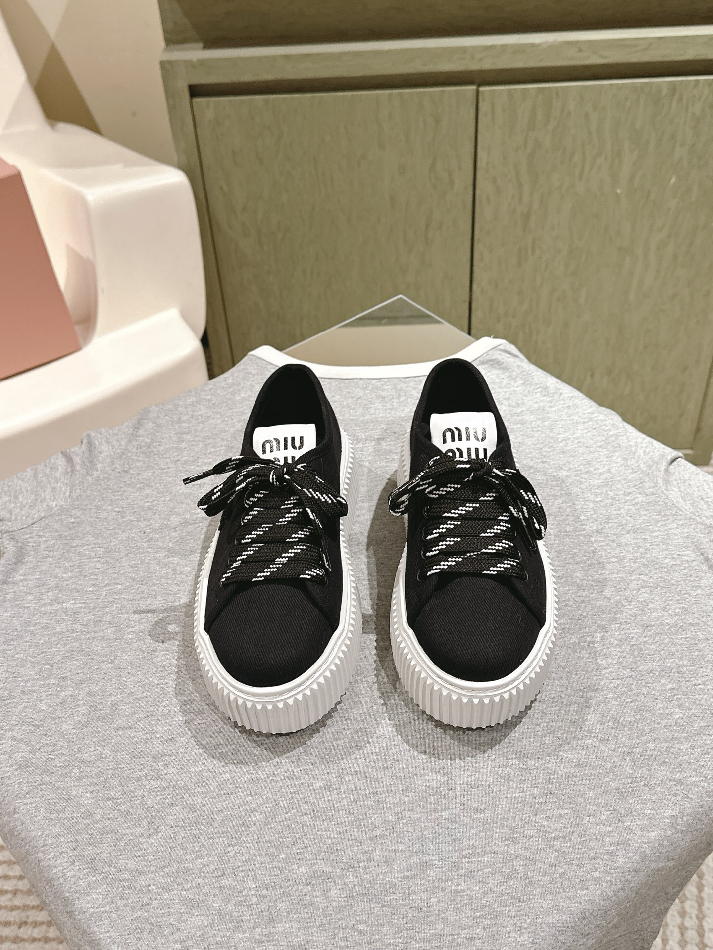 NO:470033,| 5 Miao Miao's new thick-soled canvas biscuit shoes are simple, super light foamed soles, perfect feet feel, easy to wear, height increase by 5cm Size35-39 (40/41 custom made without return, casual shoes/sports shoes, sneakers19860909| 5   缪缪新款厚底帆布饼干鞋简约造型,超轻发泡鞋底,脚感妥妥满分好穿好搭,增高5cm Size35-39（40/41定做不退换,休闲鞋/运动鞋,sneakers,Women's Shoes