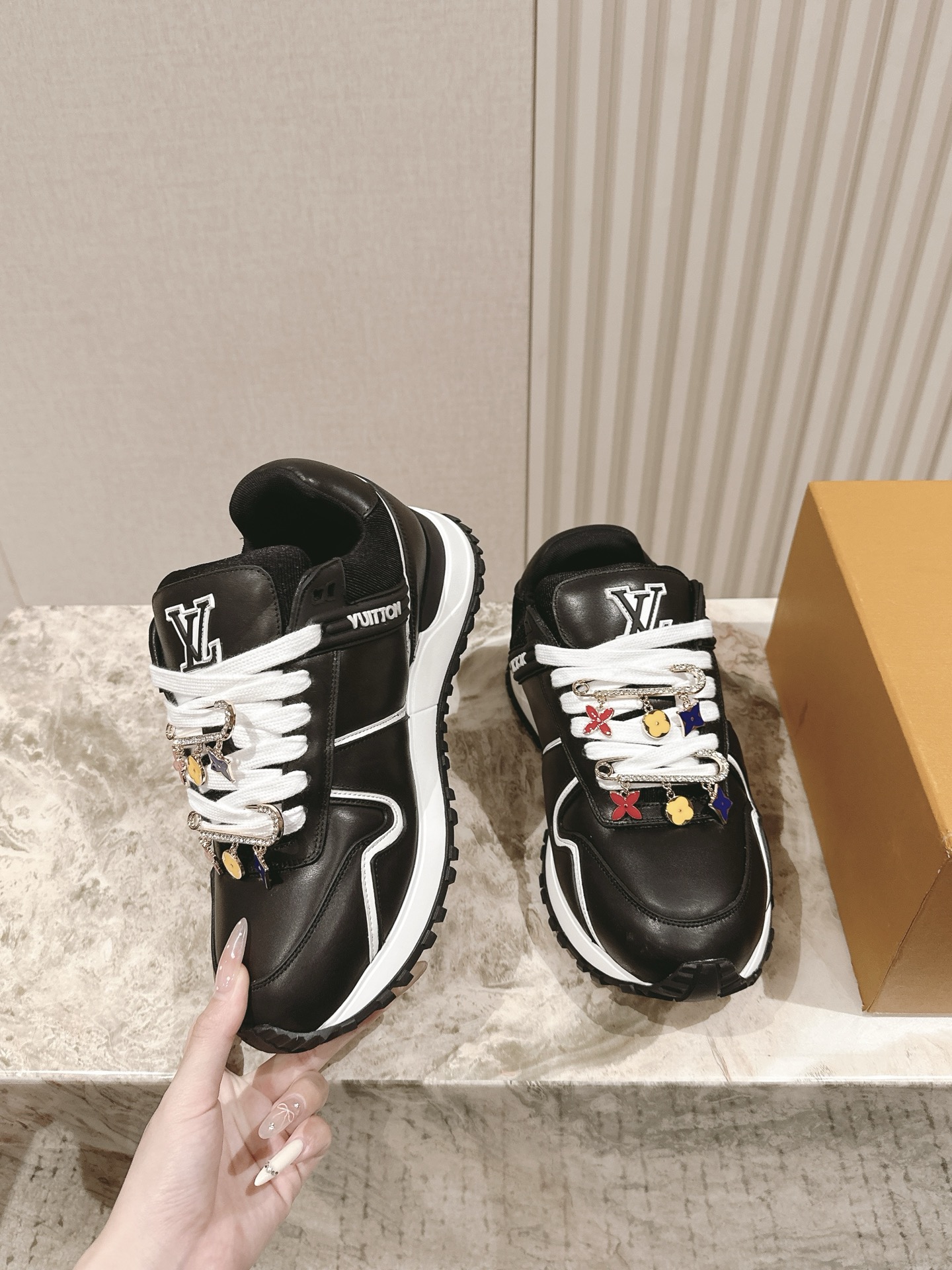 Louis Vuitton LV代购级胖墩墩板鞋新色 供应 驴家全系列 LVTrainer PVC 运动鞋