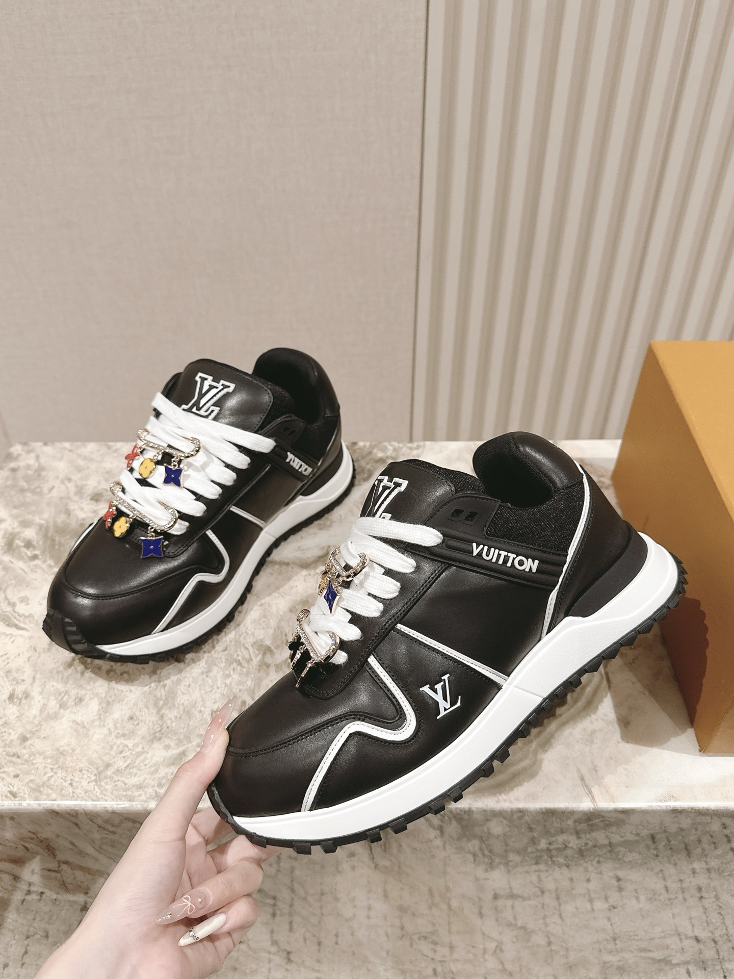 Louis Vuitton LV代购级胖墩墩板鞋新色 供应 驴家全系列 LVTrainer PVC 运动鞋