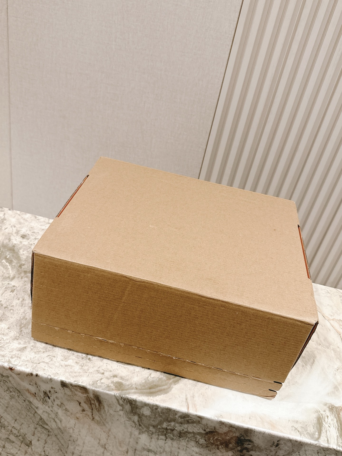 NO:392376,Full set of counters are packaged simultaneously!  , casual shoes/sports shoes, sneakers19860909全套专柜同步包装！,休闲鞋/运动鞋,sneakers,Women's Shoes