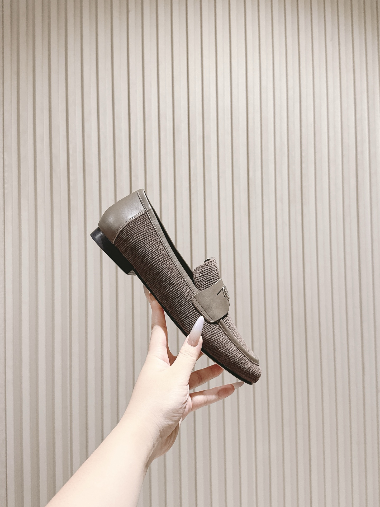   | ²⁰²5𝐬𝐬 🤍🤎
驴家早春新品🆕 new arrival～LV春夏芭蕾舞鞋，也太出彩了！时尚性