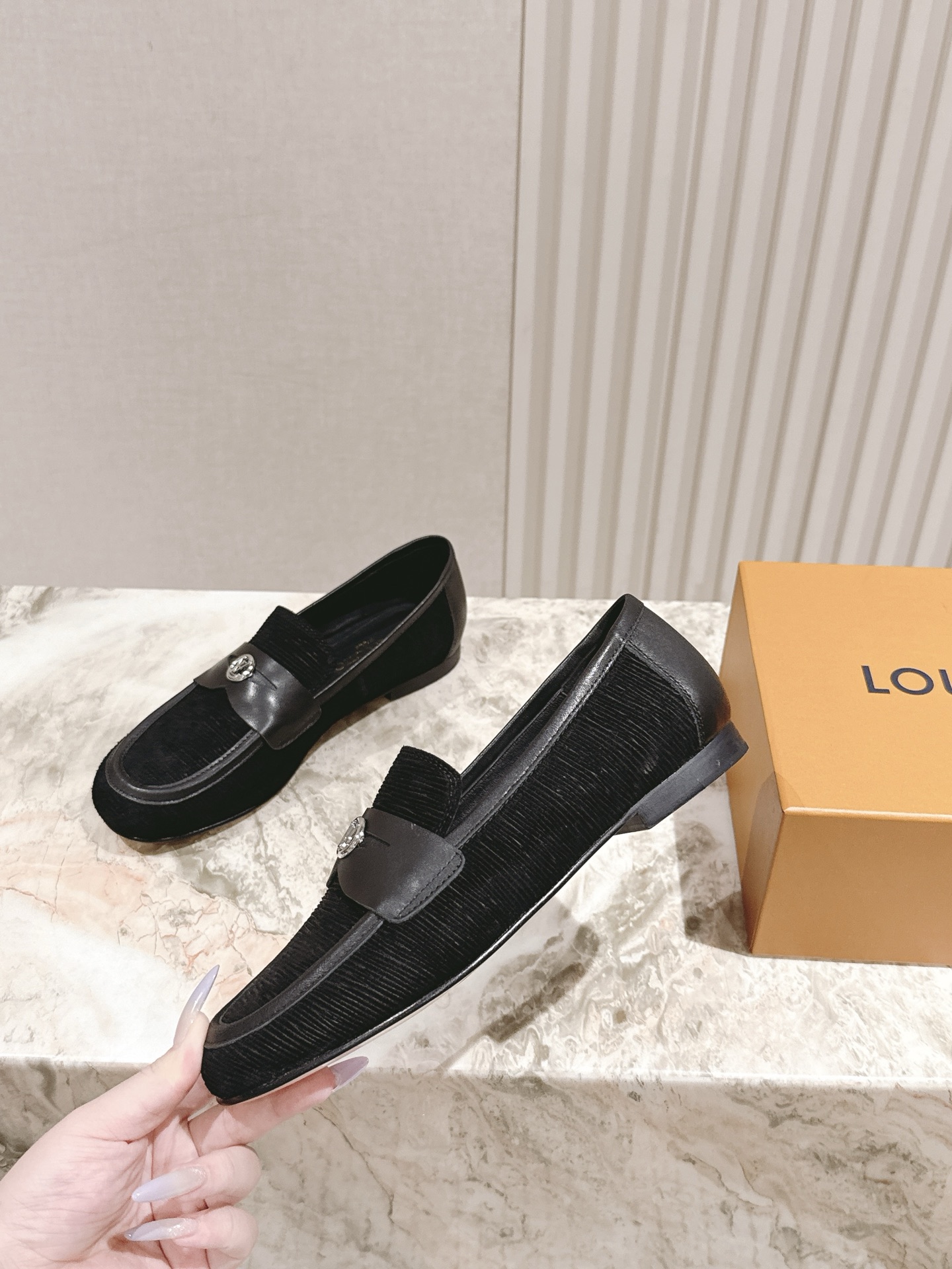   | ²⁰²5𝐬𝐬 🤍🤎
驴家早春新品🆕 new arrival～LV春夏芭蕾舞鞋，也太出彩了！时尚性