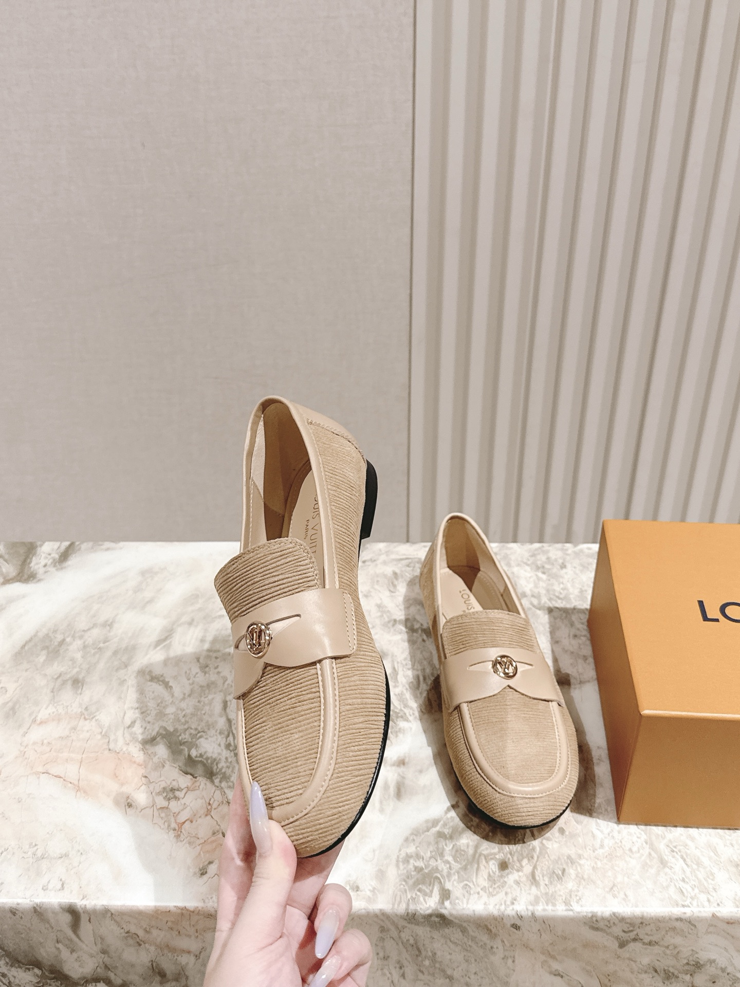   | ²⁰²5𝐬𝐬 🤍🤎
驴家早春新品🆕 new arrival～LV春夏芭蕾舞鞋，也太出彩了！时尚性