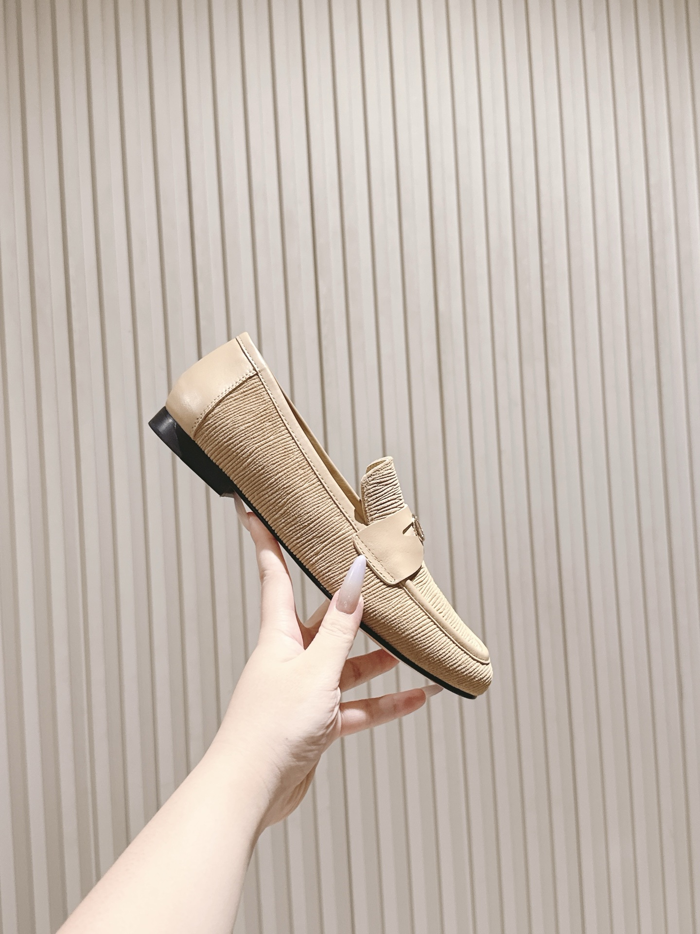   | ²⁰²5𝐬𝐬 🤍🤎
驴家早春新品🆕 new arrival～LV春夏芭蕾舞鞋，也太出彩了！时尚性