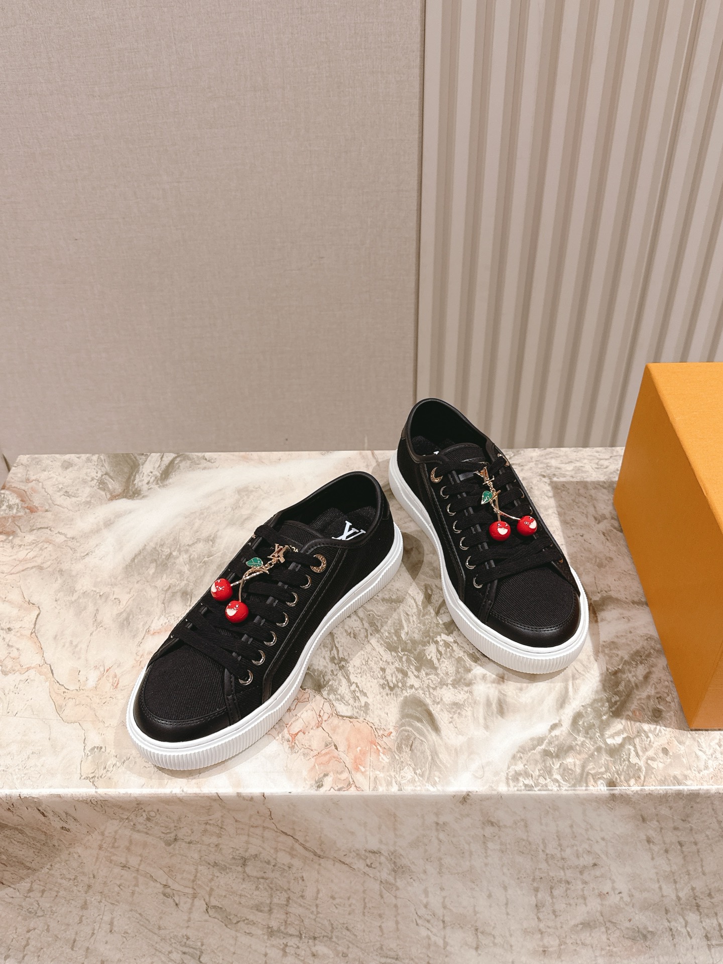 Louis Vuitton LV代购级新色 供应 驴家全系列 LVTrainer PVC 运动鞋