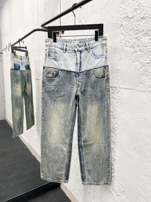 Balenciaga SS25 Distressed Patchwork Pocket Casual Jeans Unisex Regular Fit 1 Balenciaga SS25 Distressed Patchwork Pocket Casual Jeans Unisex Regular Fit