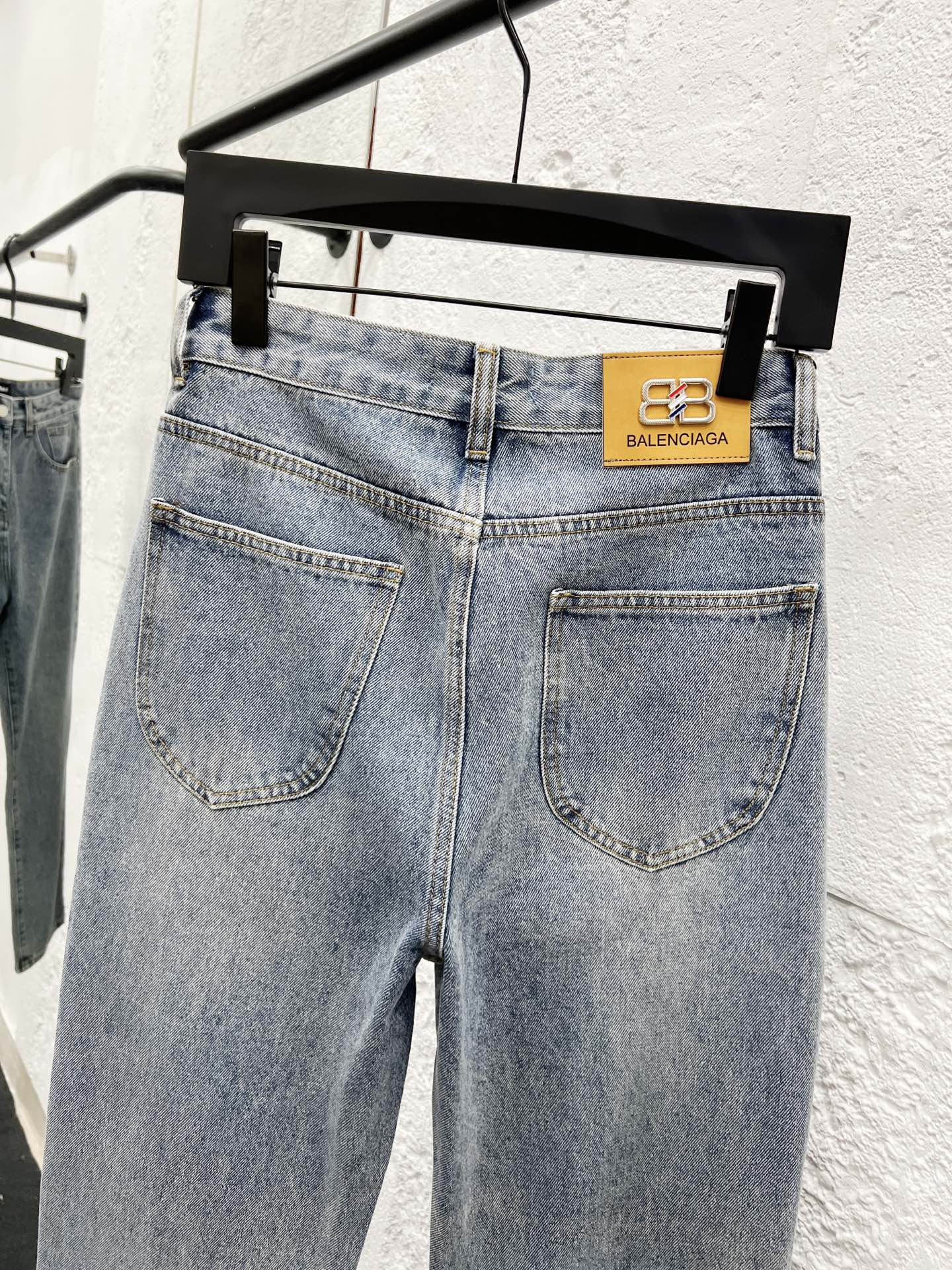 Balenciaga Straight-Leg Denim Jeans with Logo Print in Blue 8 i1756282234571 5210 0 6