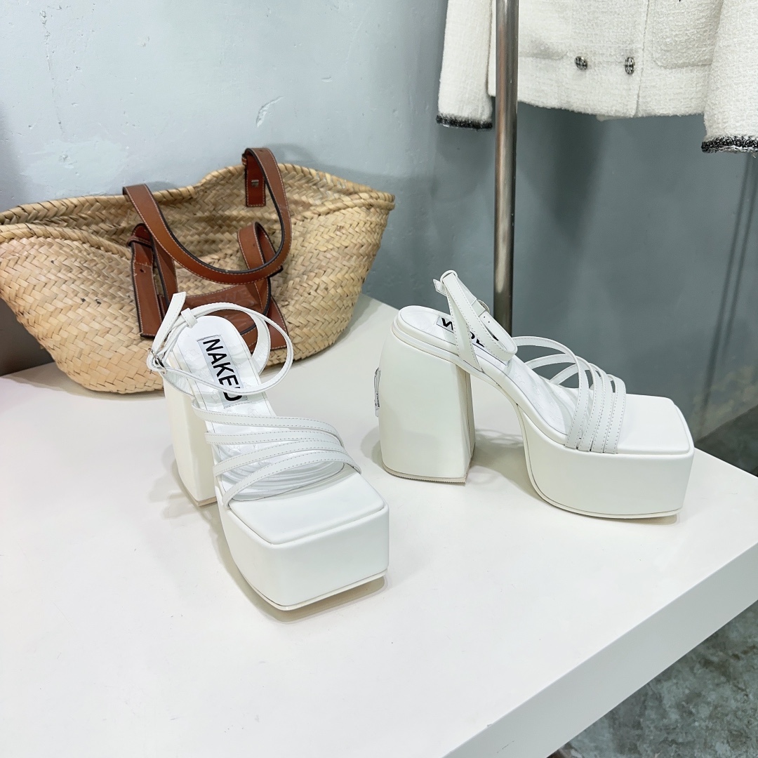 Luxury Sandal Slippers with Thick Bottom from NAKED: High Quality Fashion Statement - 图片 7