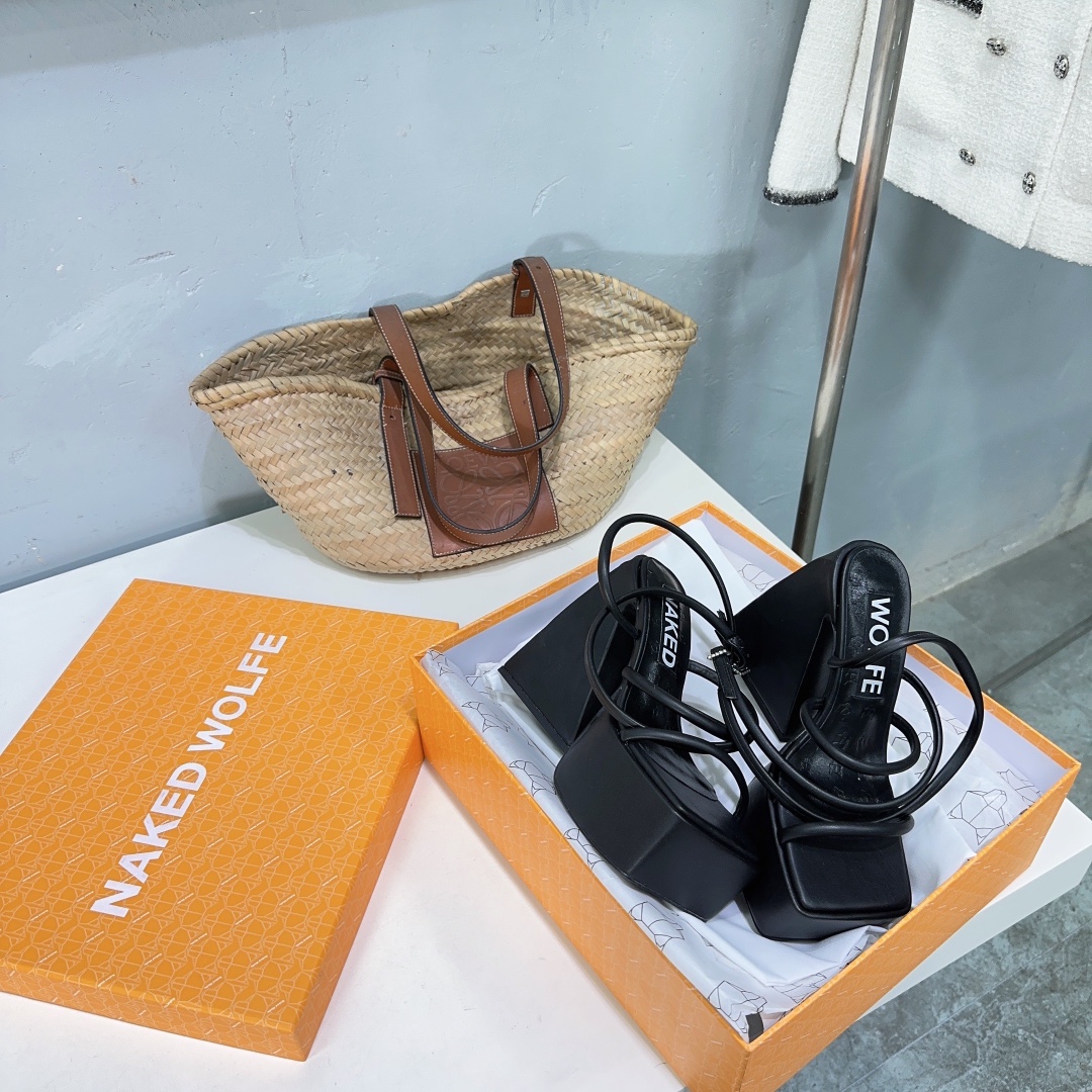 High-Quality Fox Head Sandal Slippers by NAKED: Luxury Design with Bold Details - 图片 5