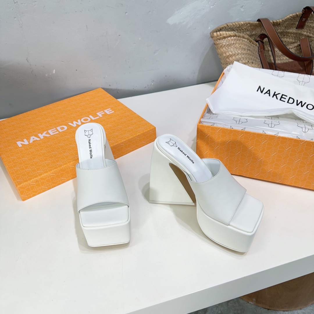 Luxury Fox Head Sandal Slippers by NAKED: High Quality and Stylish Design