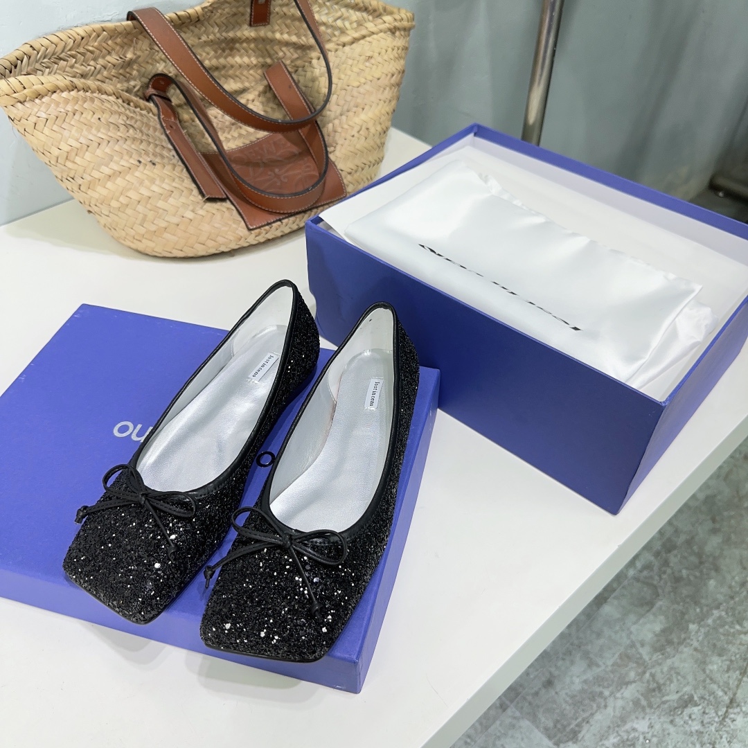 High-Quality Ballet Shoes with Sheep Hides and Glits: Factory-New, Limited Stock! - 图片 2