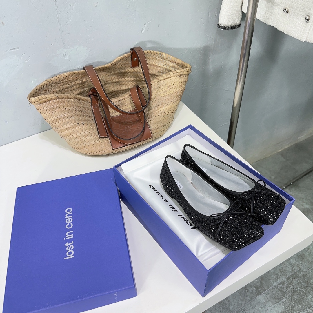 High-Quality Ballet Shoes with Sheep Hides and Glits: Factory-New, Limited Stock! - 图片 4