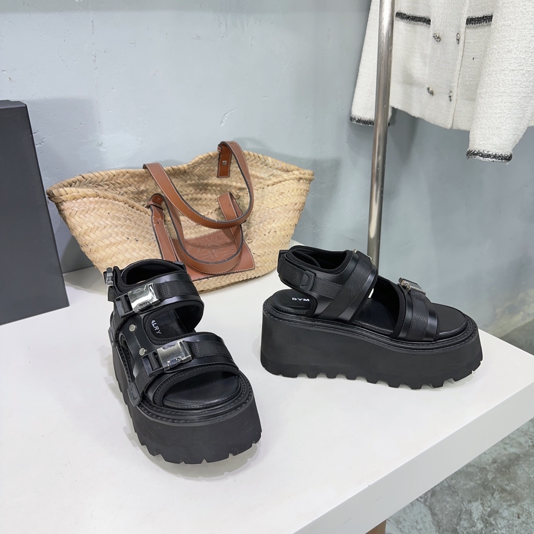 High Quality 650 Women’s Fashion Shoes: Stylish, Durable, Comfortable, Various Sizes - 图片 2