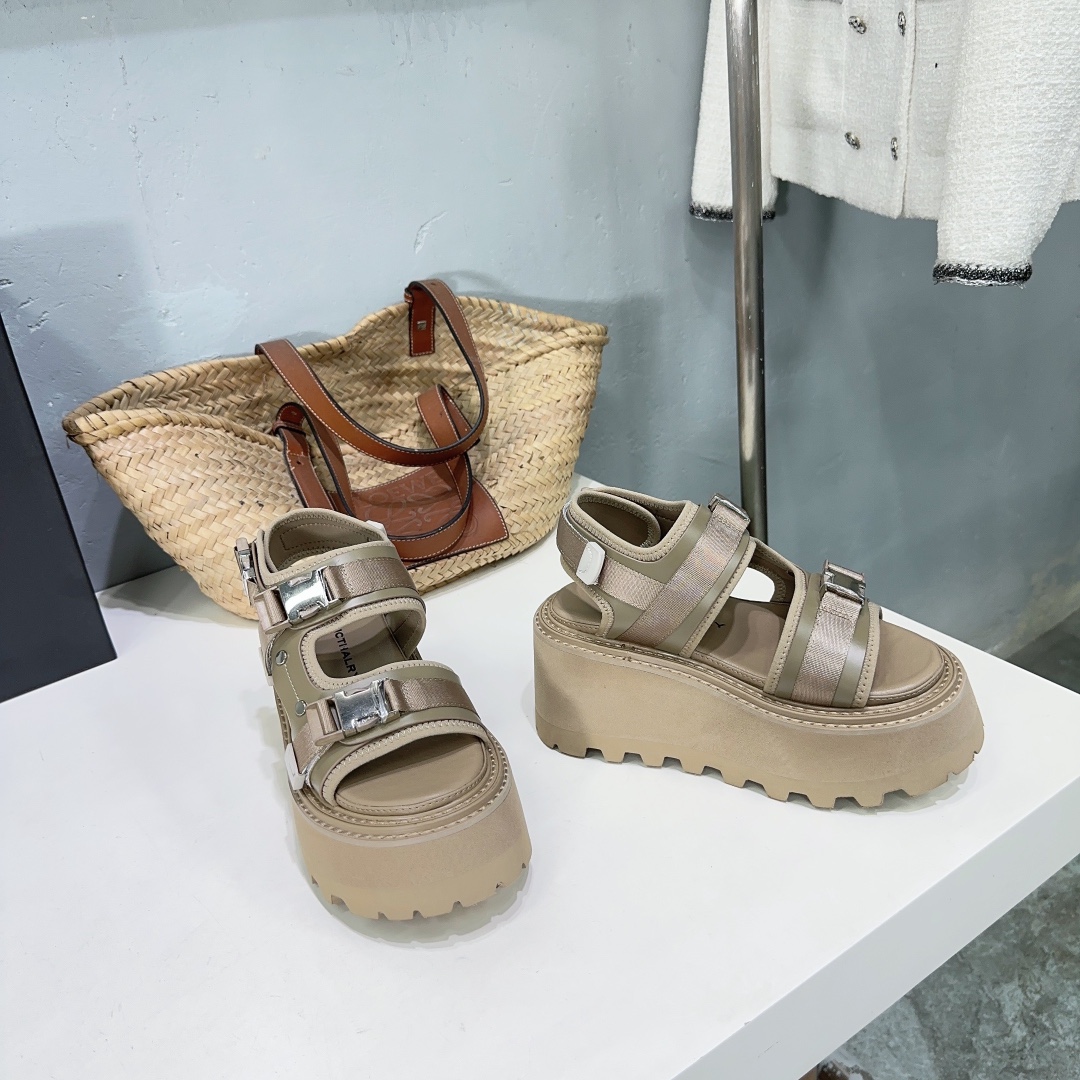 High Quality 650 Cowskin Platform Shoes: Stylish, Durable, and Comfortable Sizes 35-40 - 图片 8