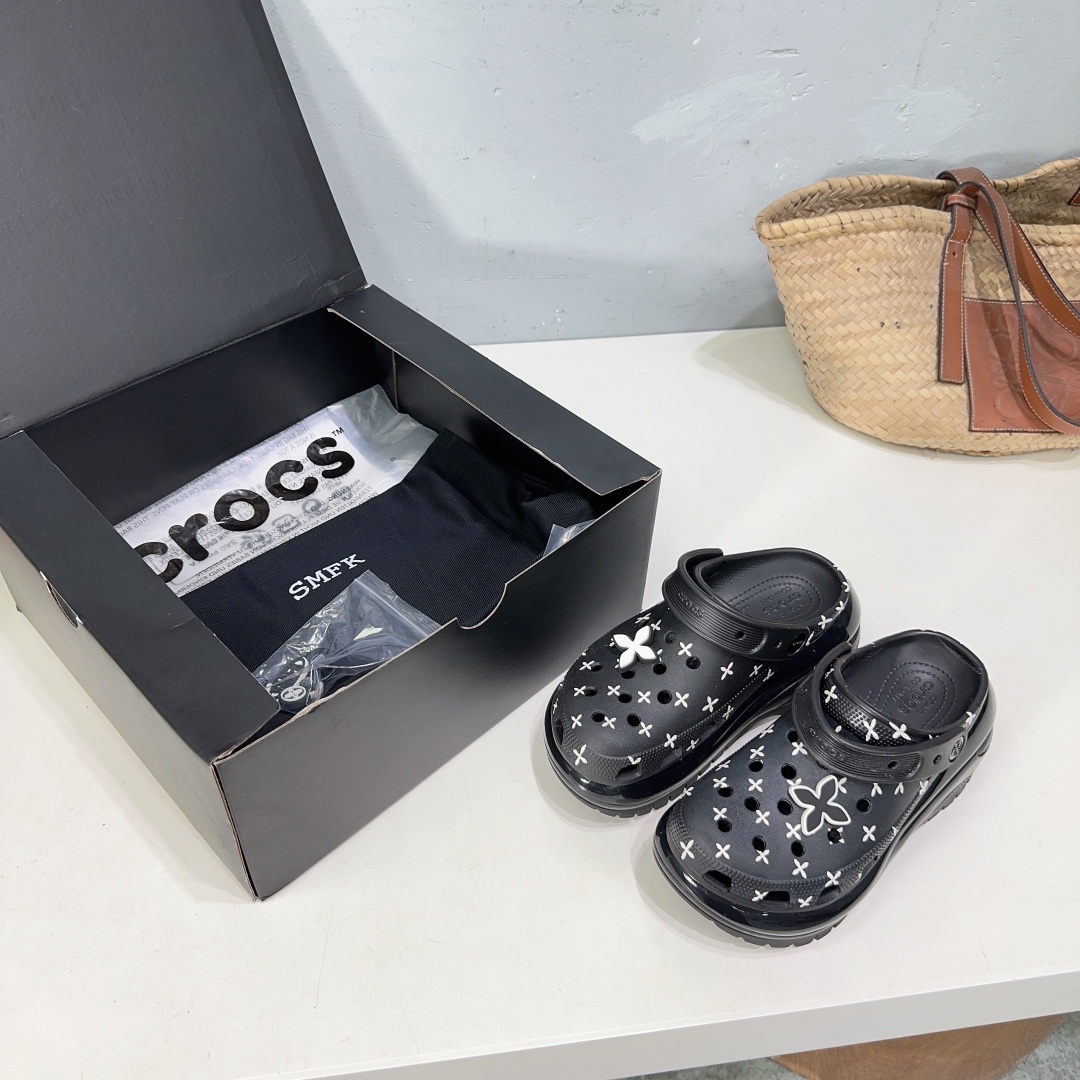 High Quality Exit 675: Brand-Made Cave Shoes with Popular Elements - 图片 9