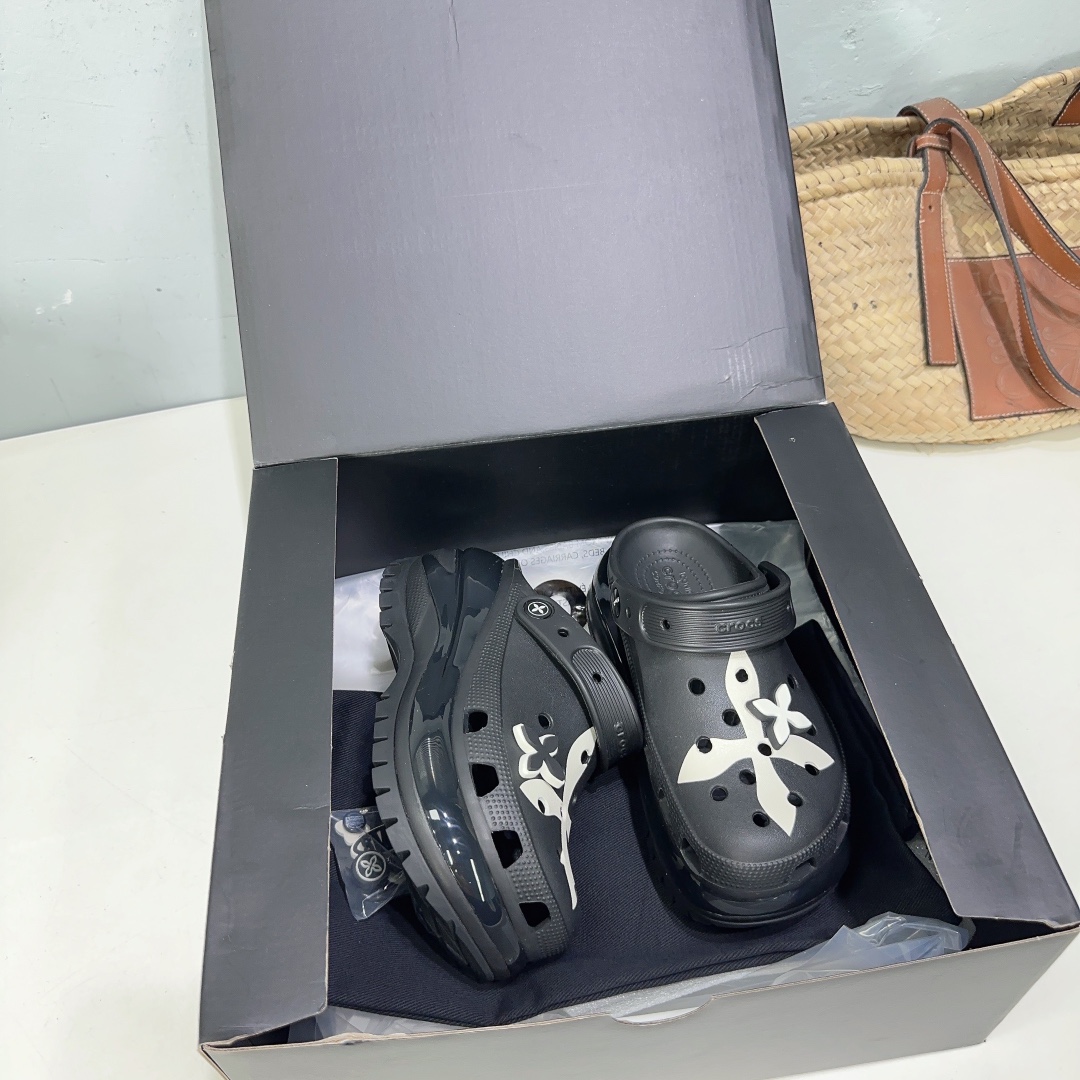High Quality Exit 675: Big Cross Cave Shoes with Popular Elements. - 图片 3