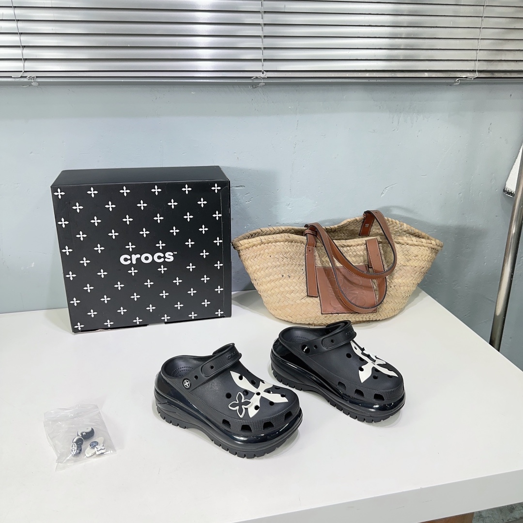 High Quality Exit 675: Big Cross Cave Shoes with Popular Elements. - 图片 5