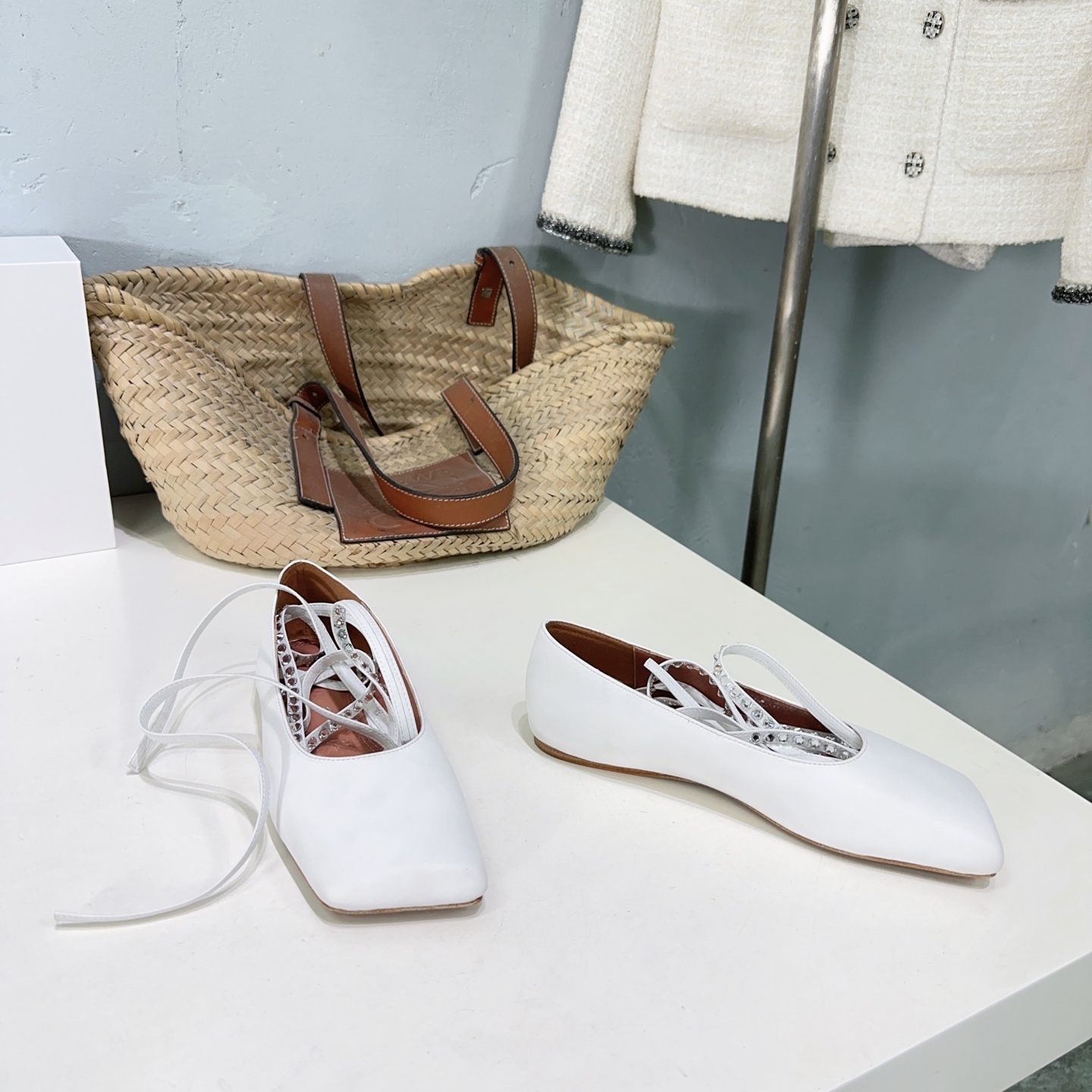 High Quality Amina Muaddi French Drilling Dress and Ballet Shoes Collection - 图片 3