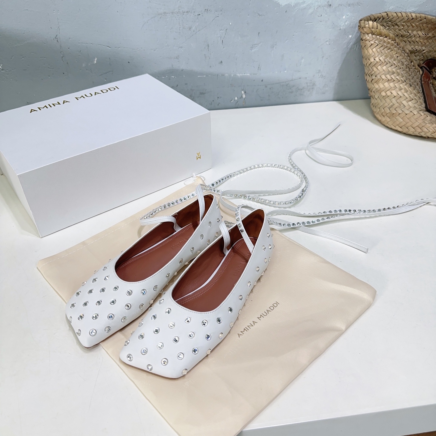 High Quality Amina Muaddi Ballet Shoes with French Water Drilling – Elegant and Stylish! - 图片 9