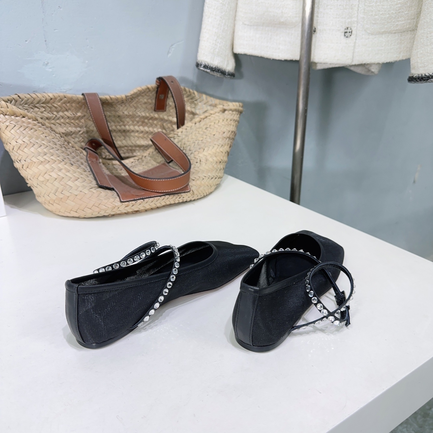 High Quality French Ballet Shoes with Original Gauze and Czech Drilling – Amina Muaddi 2025 Collection - 图片 4