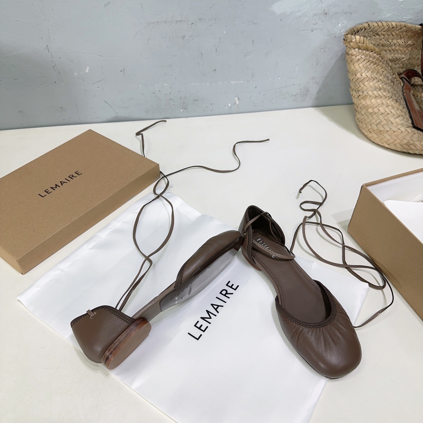 LEMAIRE Mary Jane Ballet Shoes: High-Quality Italian Imports, Stylish and Comfortable. - 图片 8