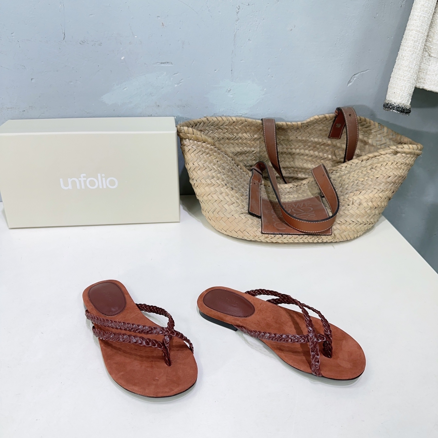 ¡Fábrica de alta calidad! Marca de moda de nicho 🔥 ¡UNFOLIO 26 nuevas chanclas tejidas minimalistas y pantuflas planas…